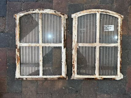 2x Gebogen 4-ruits stalramen, Historisch, wit/roest, 34 cm breed; 45-5